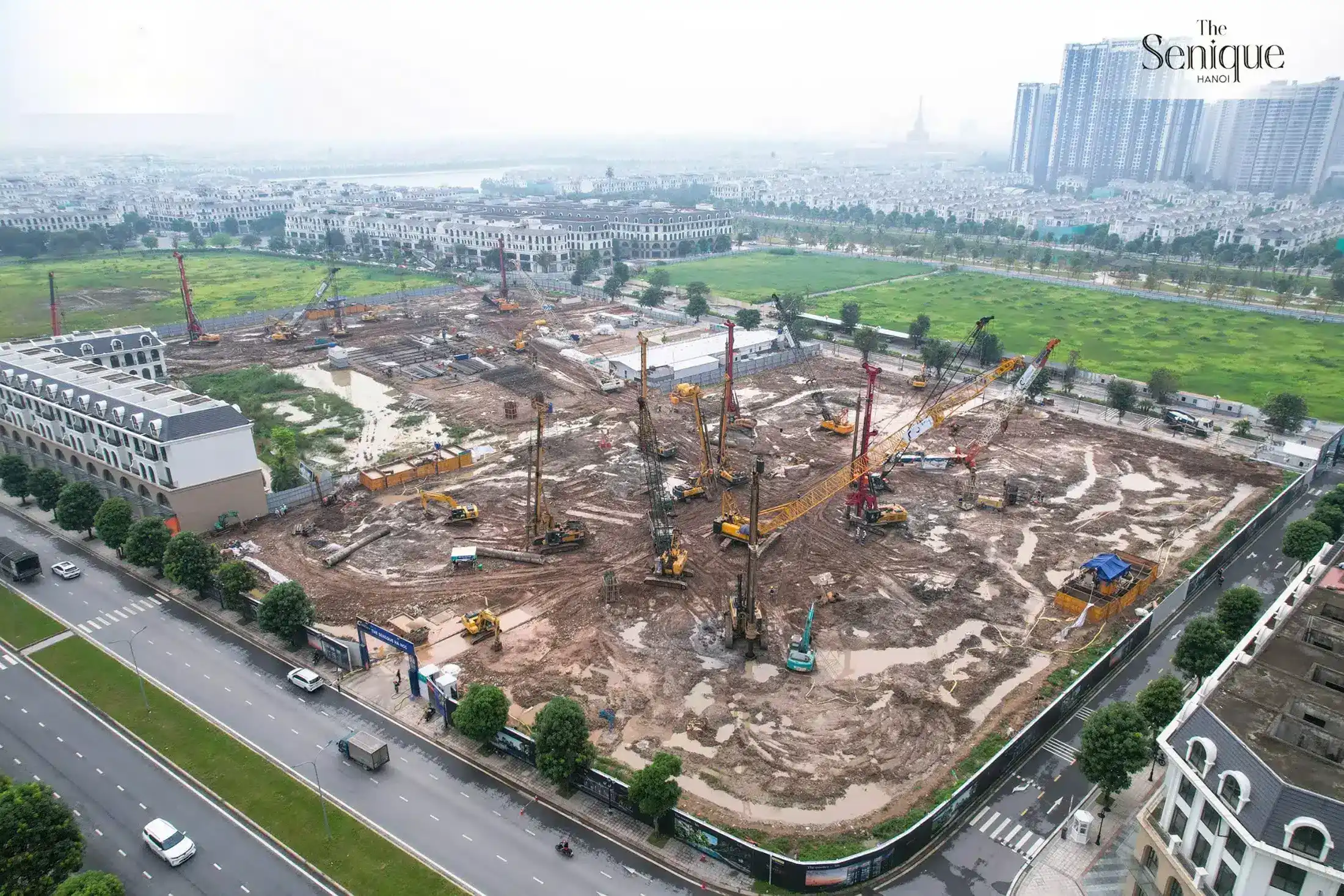 Thực tế công trường thi công dự án The Senique Hanoi